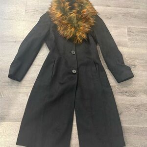 Hugo Boss Black wool Coat with Faux Fur Collar ladies size 4